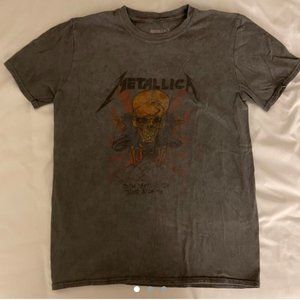 Metallica shirt